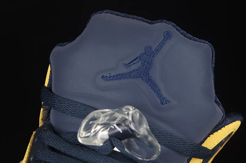 All categories Air Jordan Jordan series basketball shoes Air Jordan 5 Air Jordan 5 Retro SE AJ5 Joe 5 Michigan black and yellow 3M reflective Tokyo limited edition CQ9541-704